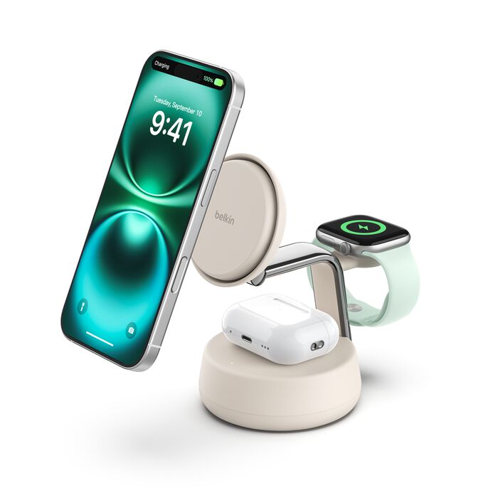 Belkin UltraCharge Pro 3-i-1 Qi2 Ladestativ - Sand