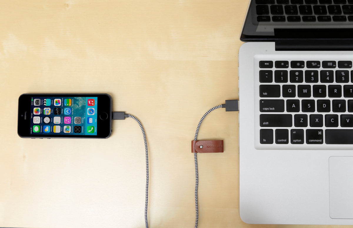 Native Union 1.2 m USB-A til Lightning Belt Ladekabel - Zebra