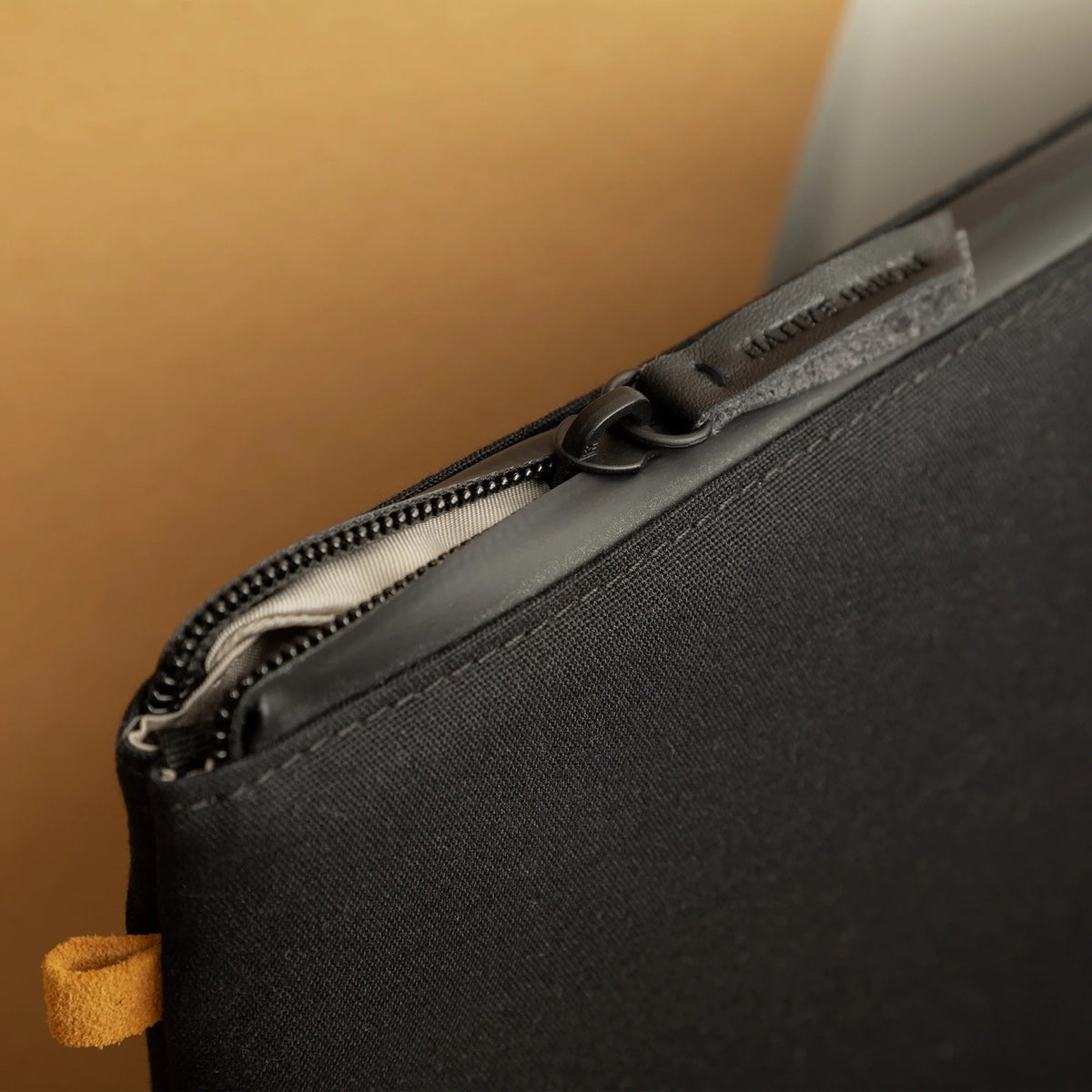 Native Union Mappe til MacBook 14" W.F.A - Svart