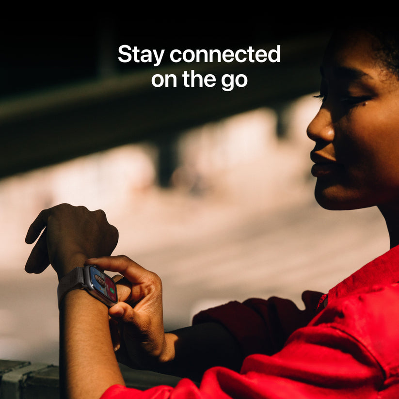 Apple_Watch_Series_11_46mm_LTE_Jet_Black_Aluminum_Sport_Band_Black_PDP_Image_Position_7__WWEN