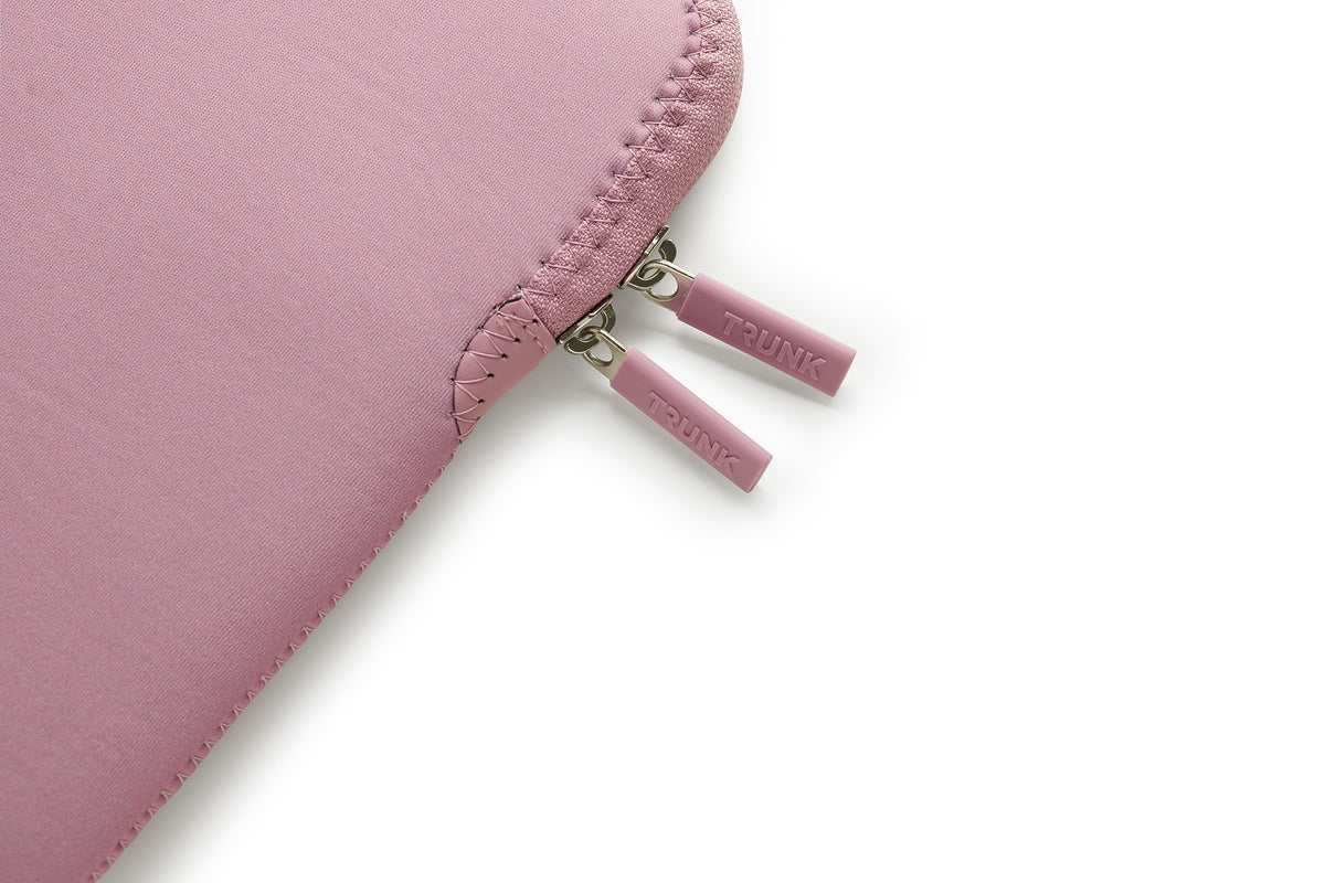 Trunk Neoprene Mappe til MacBook 13" - Thistle